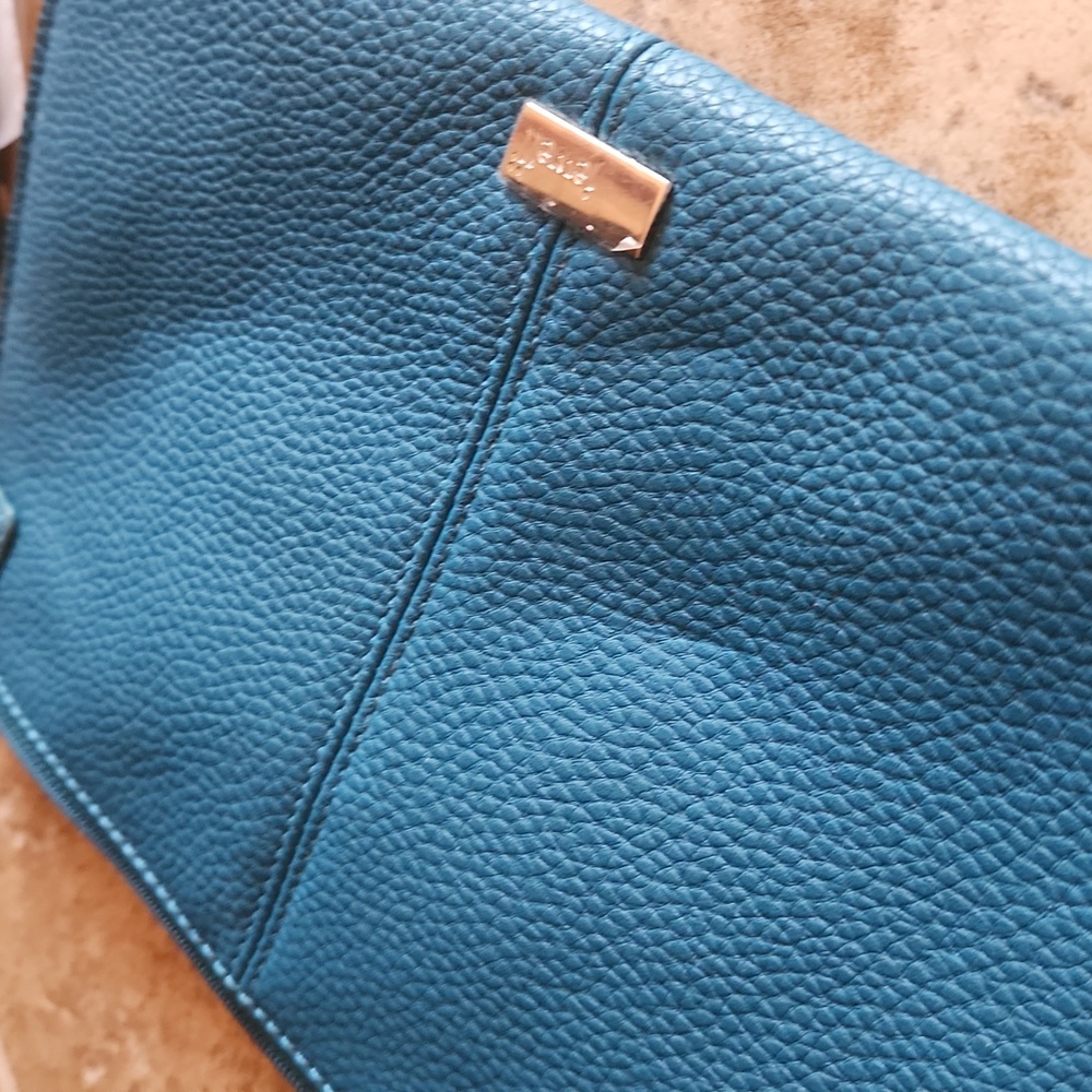 New Jewell By Thirty-one Toiquoise Textured Clutch and Accessory Set - Picture 7 of 7